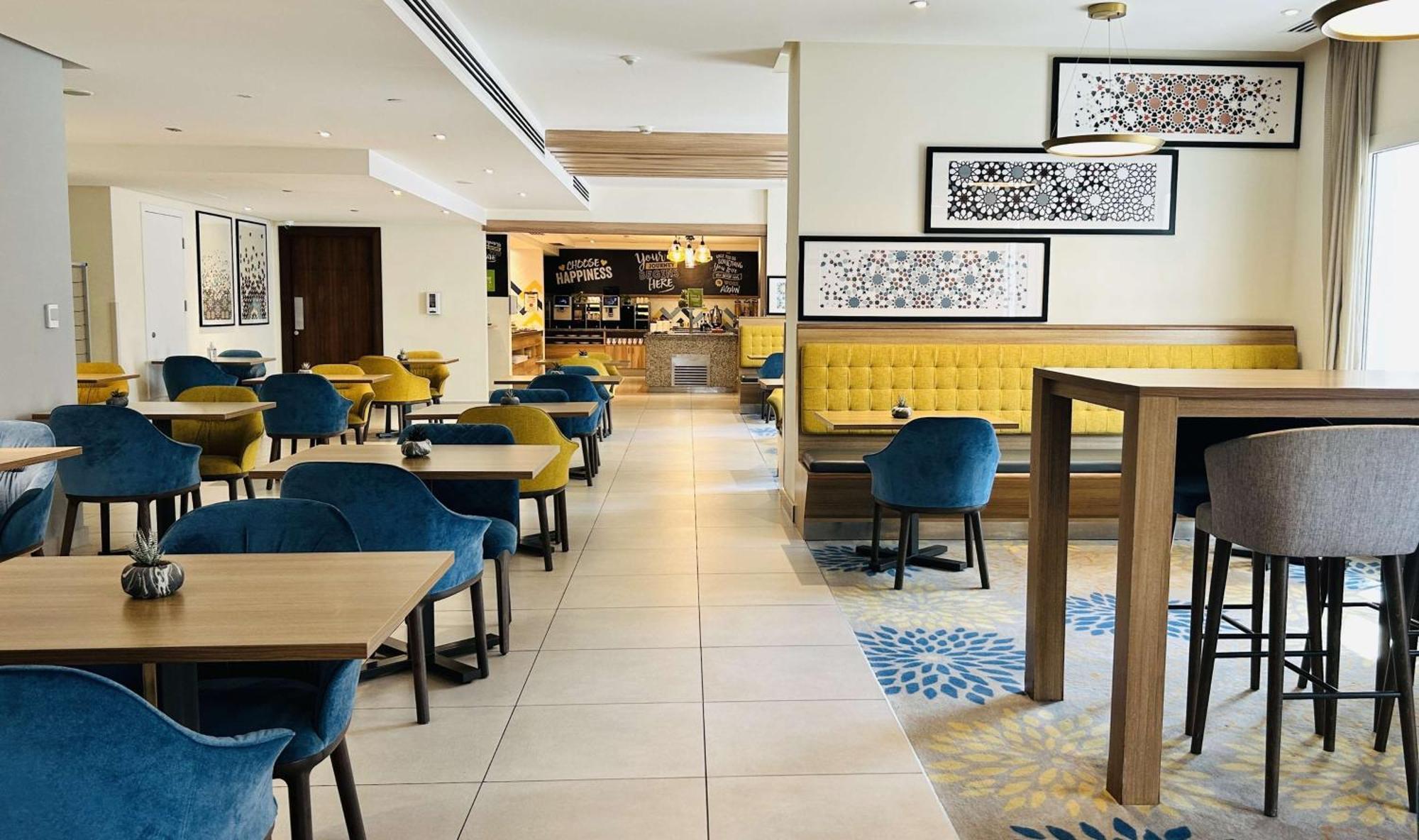 Hampton By Hilton Dubai Al Barsha Hotel Екстериор снимка