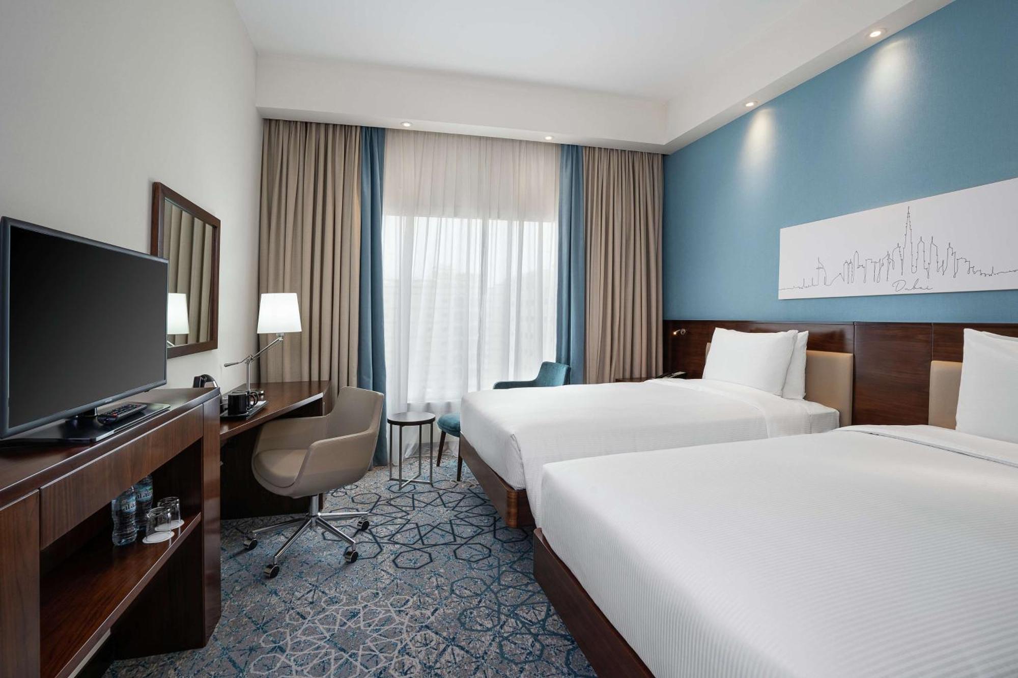 Hampton By Hilton Dubai Al Barsha Hotel Екстериор снимка