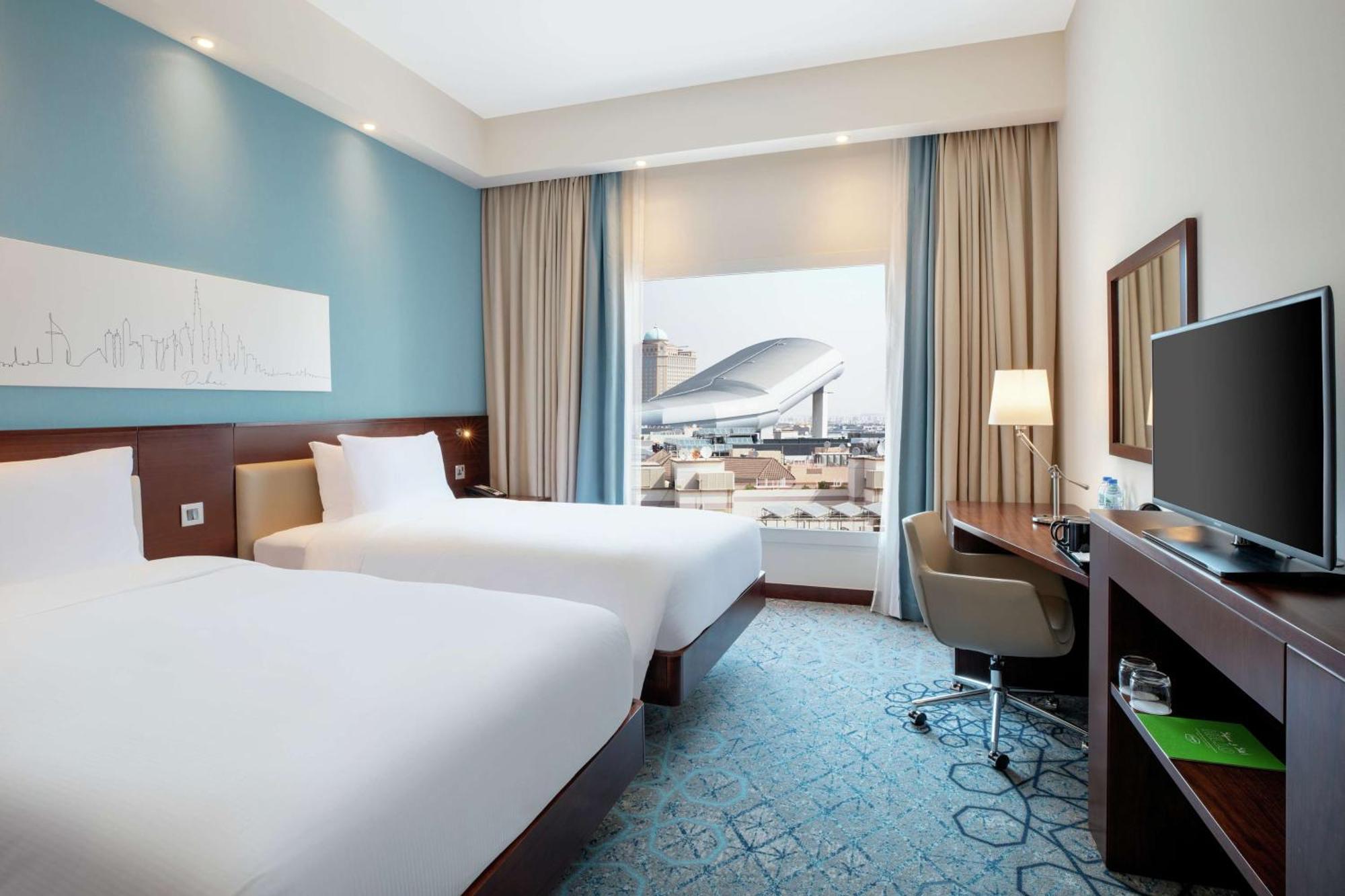 Hampton By Hilton Dubai Al Barsha Hotel Екстериор снимка